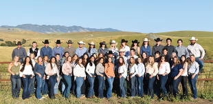 The 2022 Bull Test and Sale team photo.