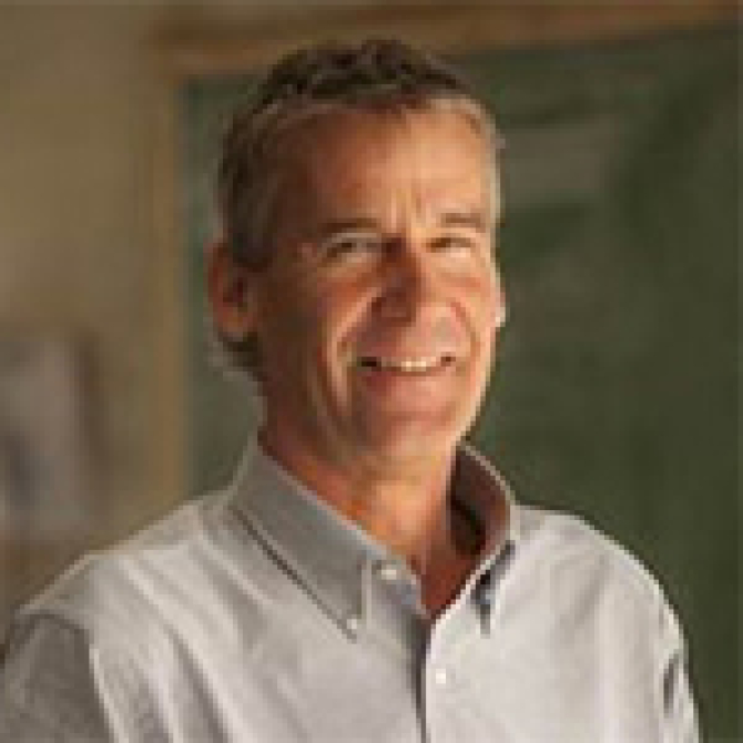 Dr. Scott Steinmaus